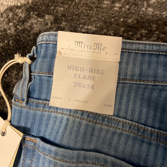 NWT Miss Me high rise flare jeans - Picture 5 of 7